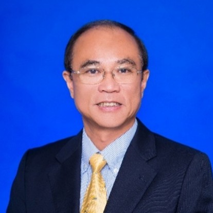 /content/clphk/language-masters/en/about-clp/service-commitment/members/stephen-poon